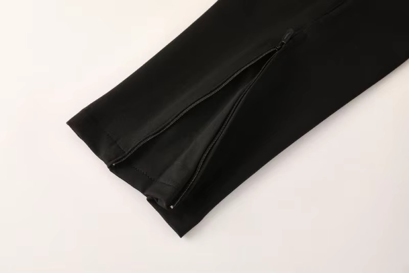 Ensemble Jogging SEIGNEURY – Homme, Femme et Enfant (4 couleurs disponibles)